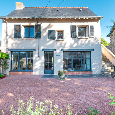 Maison 7 pièces 592800 €