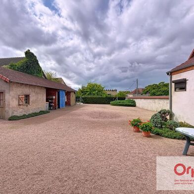 Appartement 3 pièces 483 €