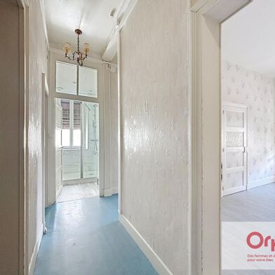 Appartement 3 pièces 483 €