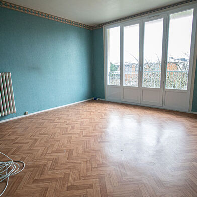 Appartement 3 pièces 618 €