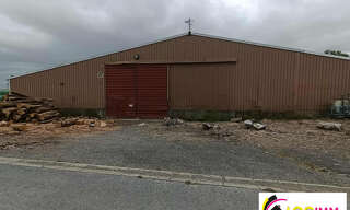 Local industriel  980 m² à louer à Saint-Python (59730)