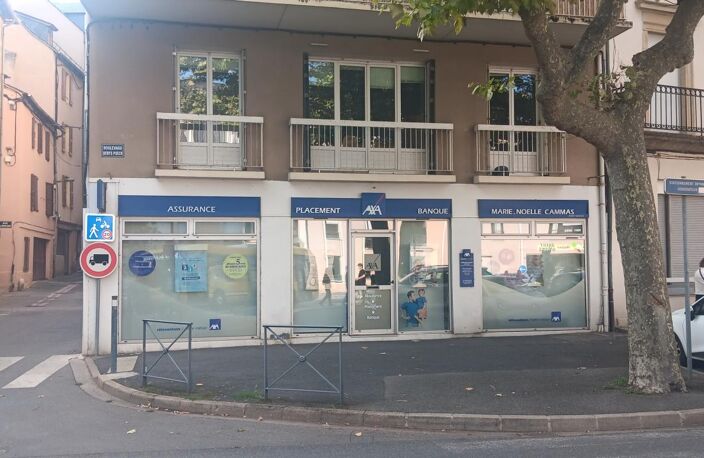 Rodez, Boulevard Denys Puech, local commercial d'une surface de 82 m² environ — photo 2