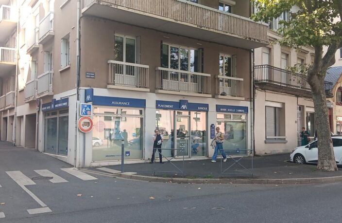 Rodez, Boulevard Denys Puech, local commercial d'une surface de 82 m² environ — photo 3