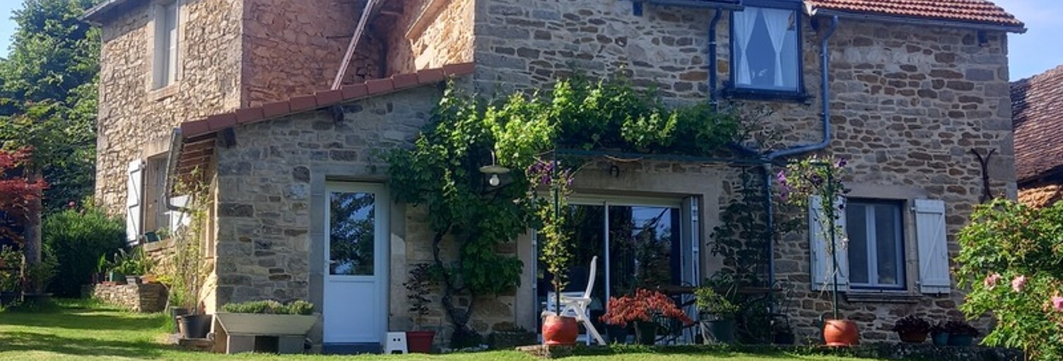 Maison 10 Pièces 190 m² à vendre à Sainte-Croix (12260)