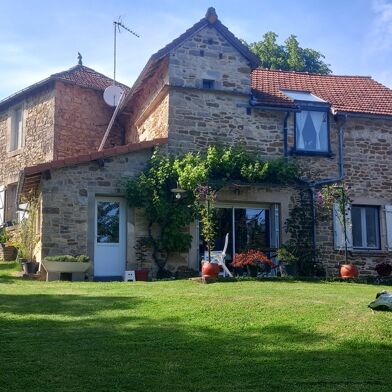 Maison 10 pièces 332000 €