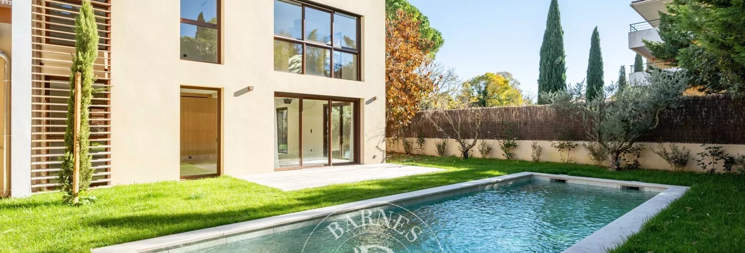 Maison 7 Pièces 240 m² à vendre à Aix-en-Provence (13100)