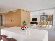 À 700 m du Cours Mirabeau – Maison de ville  240 m² – 5 chambres — photo 4