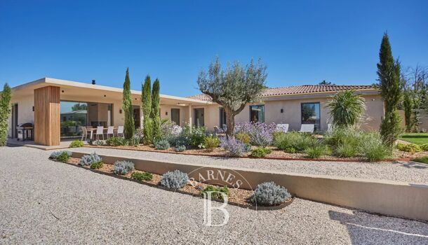 Villa / Maison 8 pièces  à vendre Aix-en-Provence 13100