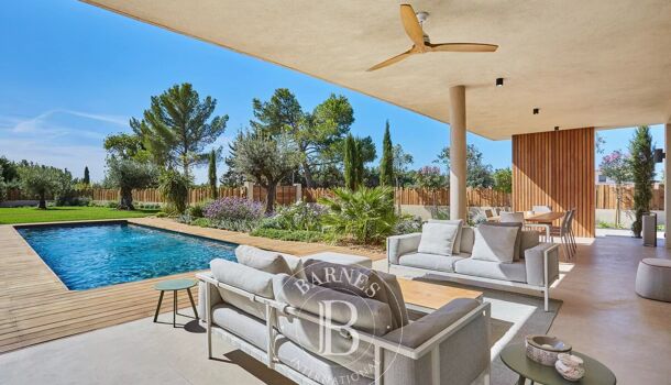 Villa / Maison 8 pièces  à vendre Aix-en-Provence 13100