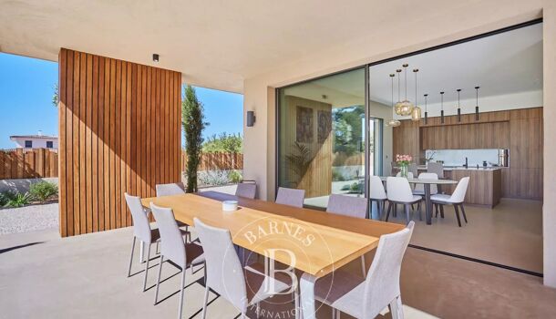 Villa / Maison 8 pièces  à vendre Aix-en-Provence 13100