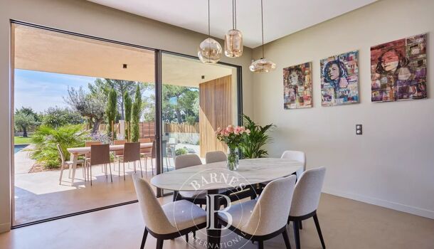 Villa / Maison 8 pièces  à vendre Aix-en-Provence 13100