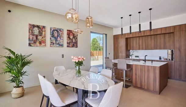 Villa / Maison 8 pièces  à vendre Aix-en-Provence 13100