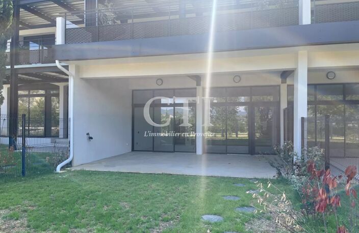 Appartement T3 70.80 m² Résidence 'Les Terrasses du château' — photo 3