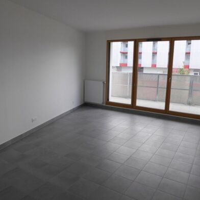 Appartement 2 pièces 912 €