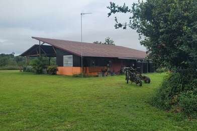 Terrain  180000 €