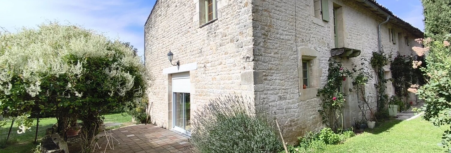 Maison 10 Pièces 434 m² à vendre à Beaussais-Vitré (79370)