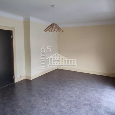 Appartement 3 pièces 530 €