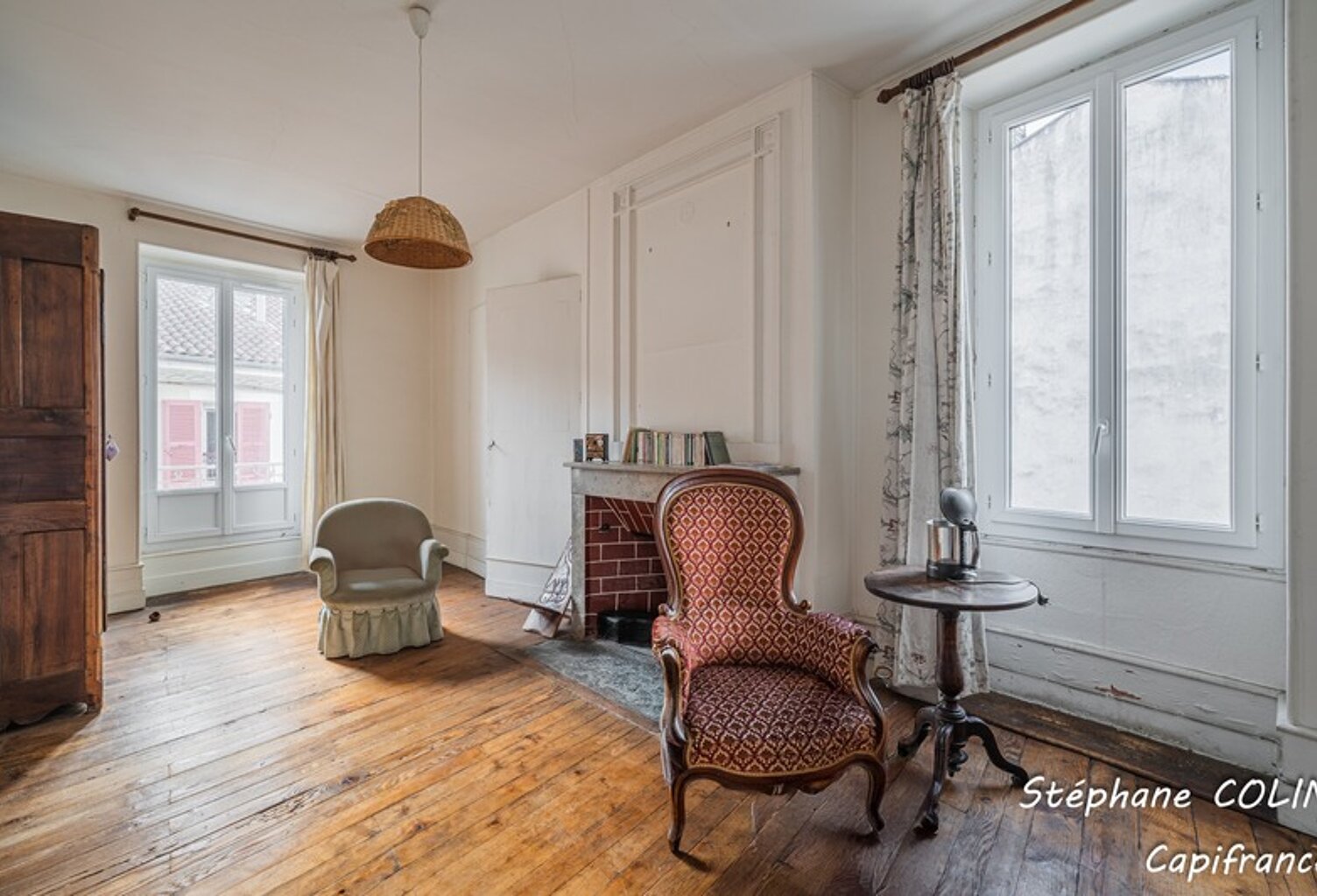 Deux appartements T2 + studio + parking TULLINS (38) — photo 1