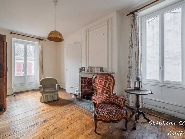 Deux appartements T2 + studio + parking TULLINS (38) — photo 1