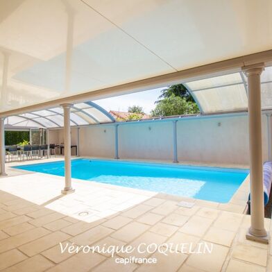 Maison 7 pièces 749500 €