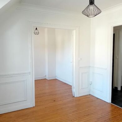 Appartement 3 pièces 790 €