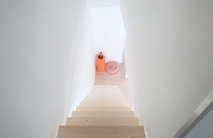 Châteaurenard, Maison de ville neuve avec jardinet 150 m², 5 pièces — photo 3
