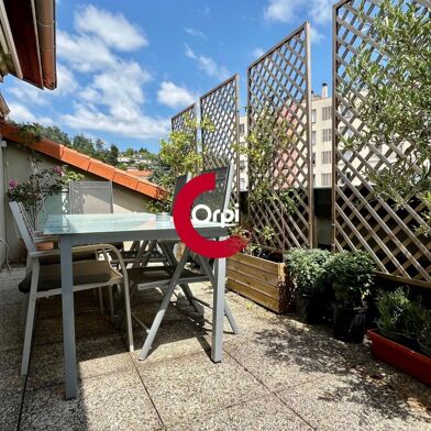 Appartement 6 pièces 305000 €