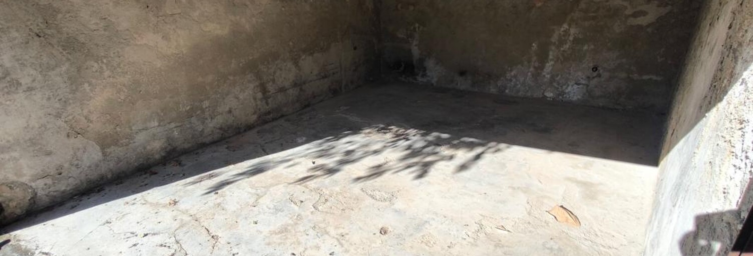 Commerce  25 m² à vendre à Nîmes (30900)