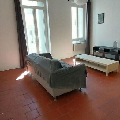 Appartement 3 pièces 650 €