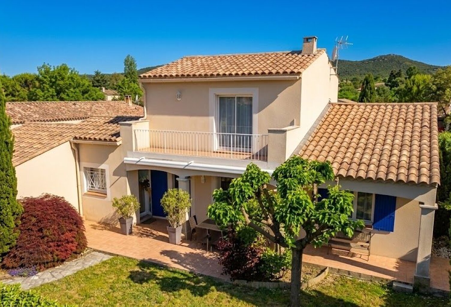 Maison À Vendre — photo 1