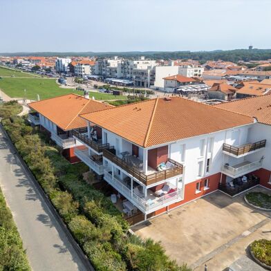 Appartement 3 pièces 332325 €