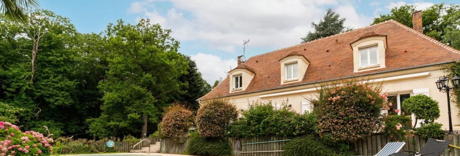 Maison 10 Pièces 250 m² à vendre à Maule (78580)