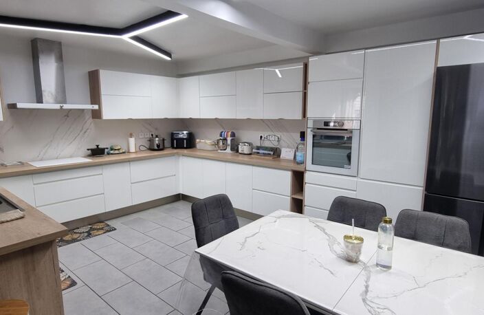 A VENDRE VILLA F6 AVEC PISCINE ST LOUIS — photo 3