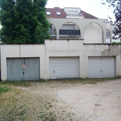 Garage  15000 €