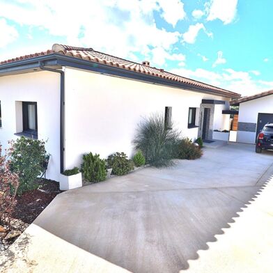 Maison 5 pièces 699000 €