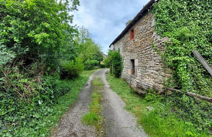 À vendre dans la Creuse, une maison avec dépendance et jardin — photo 4
