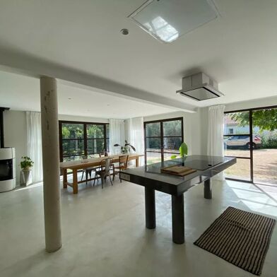 Maison 4 pièces 646000 €