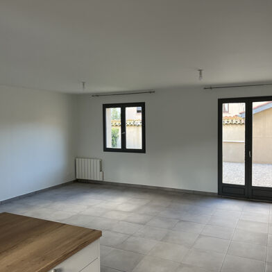 Maison 5 pièces 1500 €