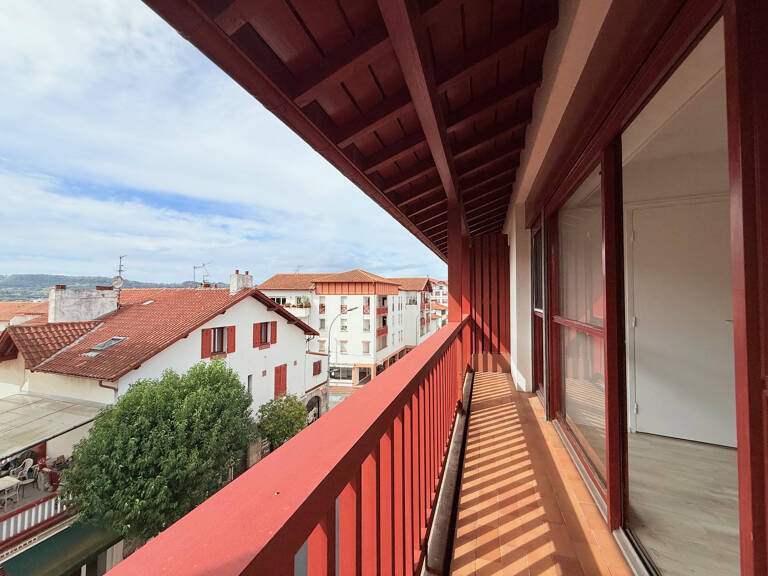 COEUR DE VILLE - 3 PIECE DE 83M2 AVEC BALCONS ET GARAGE — photo 1
