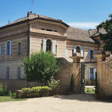 Maison 15 pièces 1300000 €