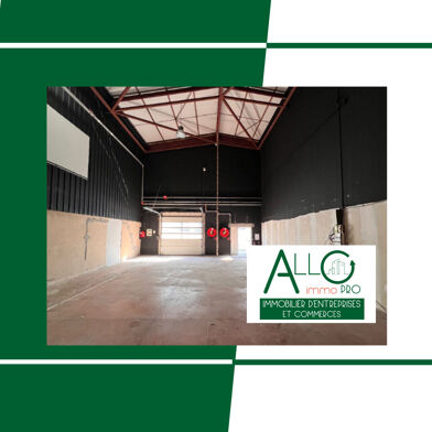 Local industriel  1550 €