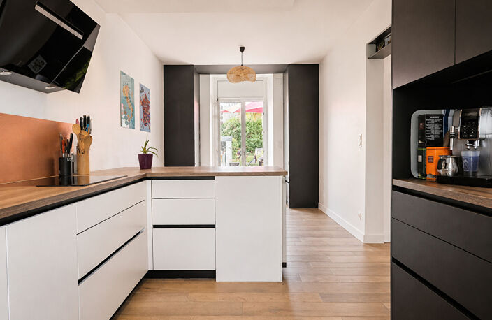 Maison des années 30 entre Bouchemaine et Jacques Portet. — photo 3