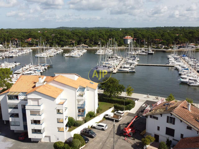 CAPBRETON PORT - STUDIO VUE PORT AVEC BALCON ET PARKING — photo du bien