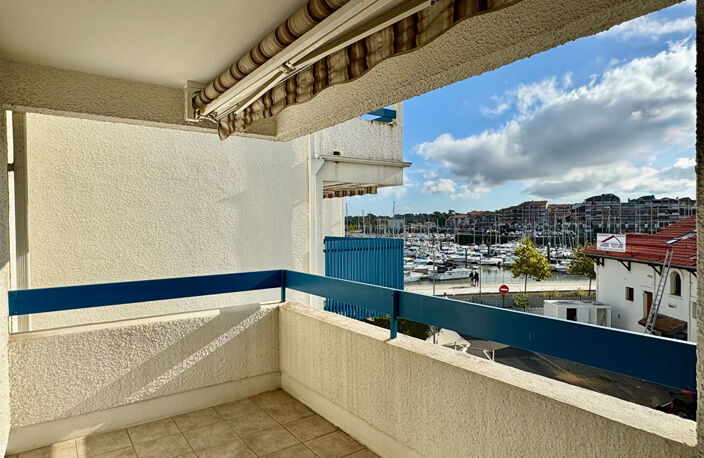 CAPBRETON PORT - STUDIO VUE PORT AVEC BALCON ET PARKING — photo 2