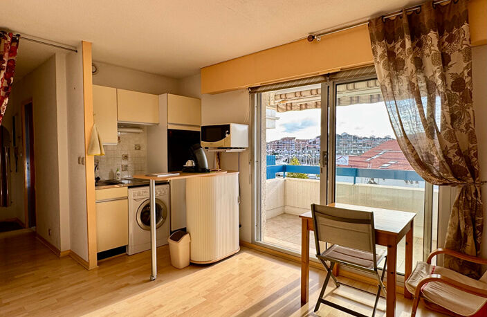 CAPBRETON PORT - STUDIO VUE PORT AVEC BALCON ET PARKING — photo 4
