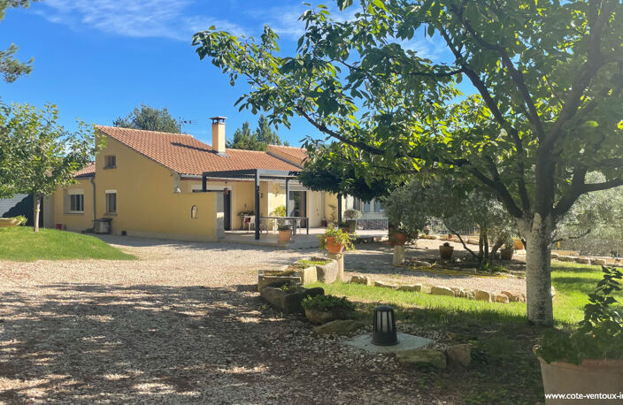 Maison proche VACQUEYRAS - 180 m2  avec appart T2 + 2 grands garages ! — photo 2