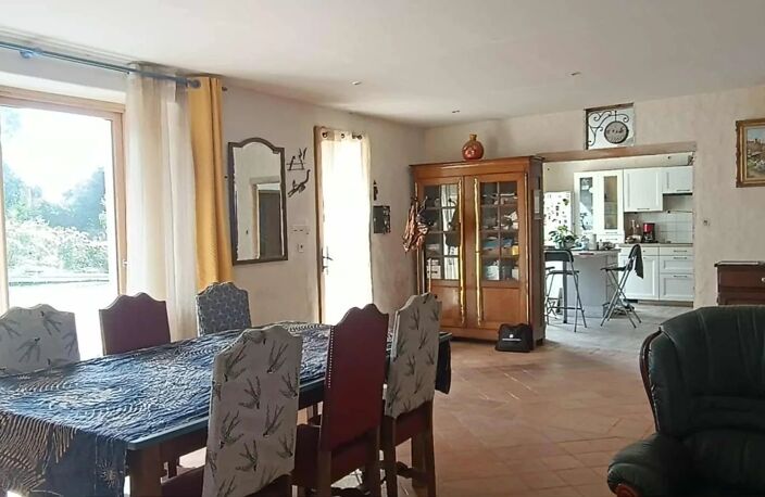 MAISON EN PIERRE 3 CHAMBRES HANGAR — photo 5