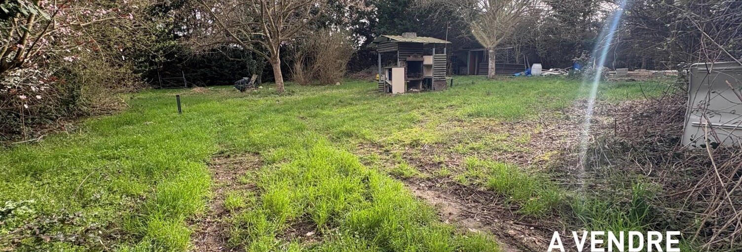 Terrain  1890 m² à vendre à Ézy-sur-Eure (27530)