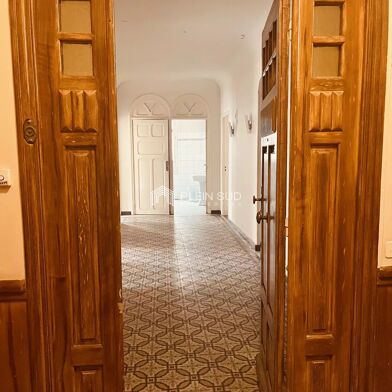 Appartement  749000 €