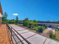 VIAGER OCCUPE - GRANDE MAISON SUR 1 HECTARE — photo 3